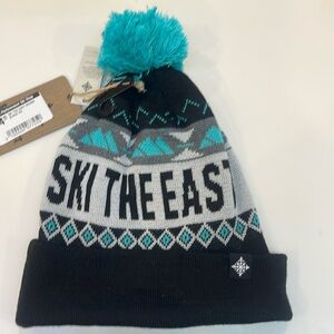 Unisex Ski The East Hat with Pompom NWT